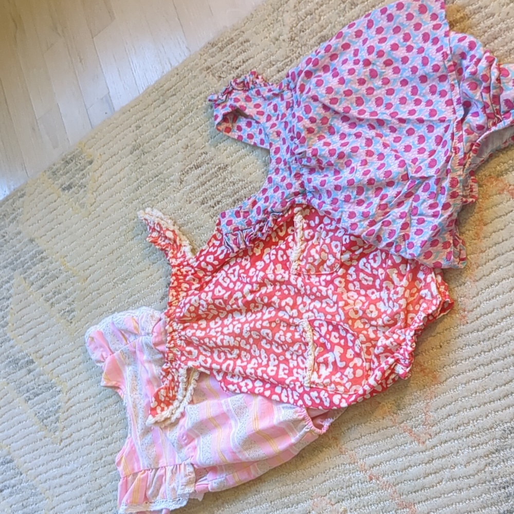 3 EGG NY Rompers